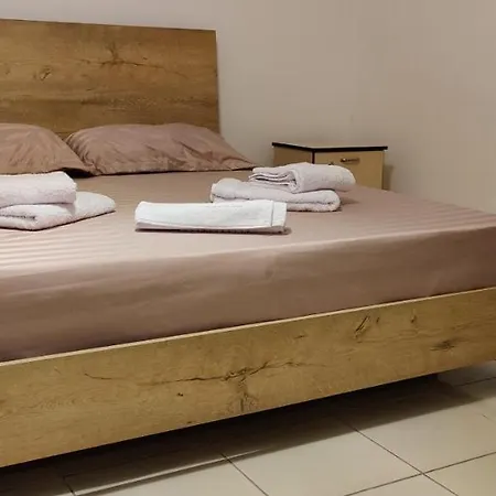 Hasler Rooms * Golem (Tirana)