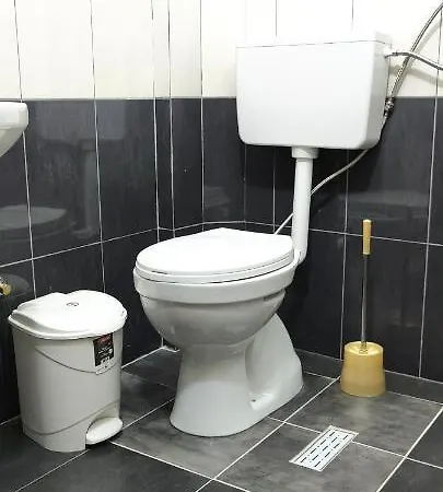 Apartment Hasler Rooms Golem (Tirana)