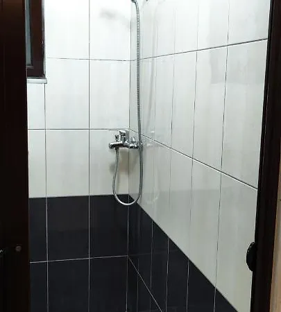 Hasler Rooms Apartment Golem (Tirana)