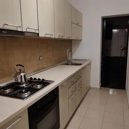Hasler Rooms Apartment *