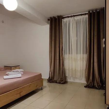 Hasler Rooms Apartment *